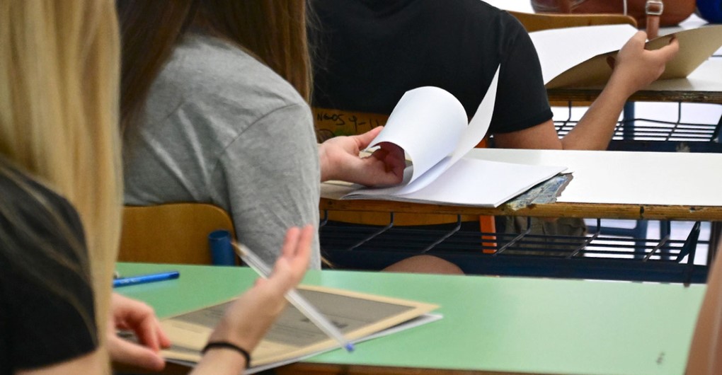 Σαφή και βατά τα θέματα στο μάθημα των Νέων Ελληνικών