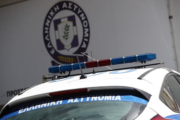 Aνήλικος και 18χρονος διακινούσαν κάνναβη στα Τρίκαλα