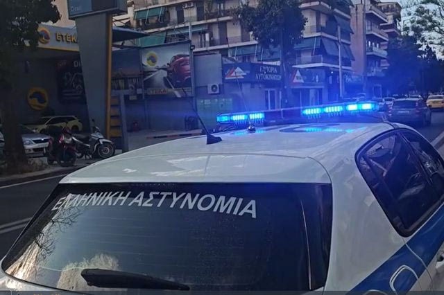 Οδηγός μηχανής παρέσυρε και εγκατέλειψε ανήλικο 