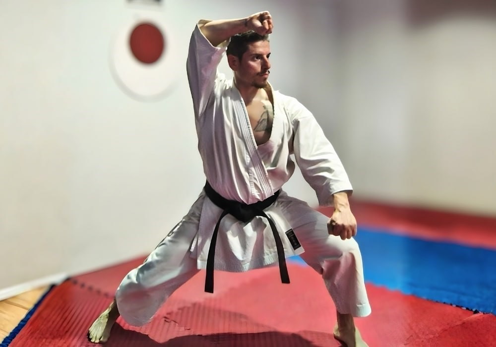 Η Lithos Digital στο πλευρό του αθλητή καράτε Γιάννη Καφούρου