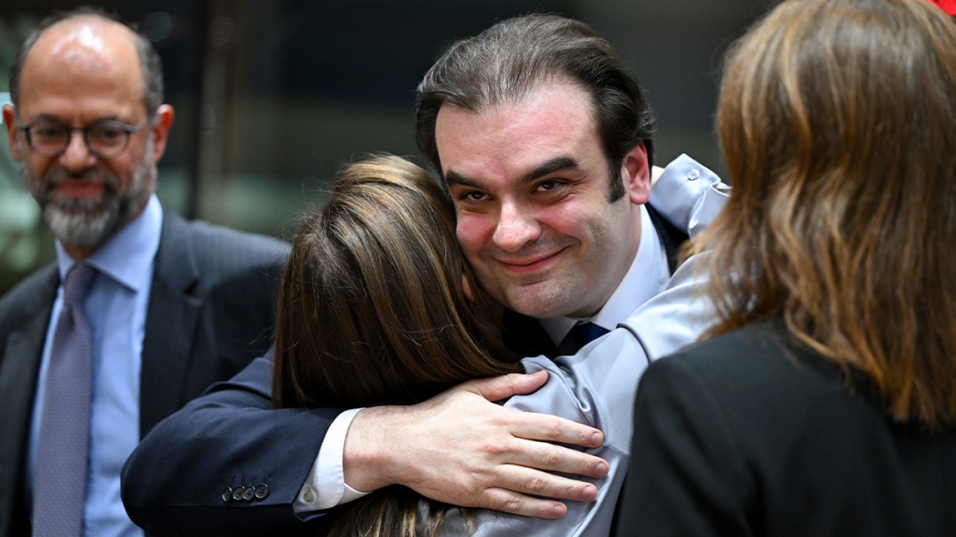 Ομόφωνα πρόεδρος ο Κυριάκος Πιερρακάκης