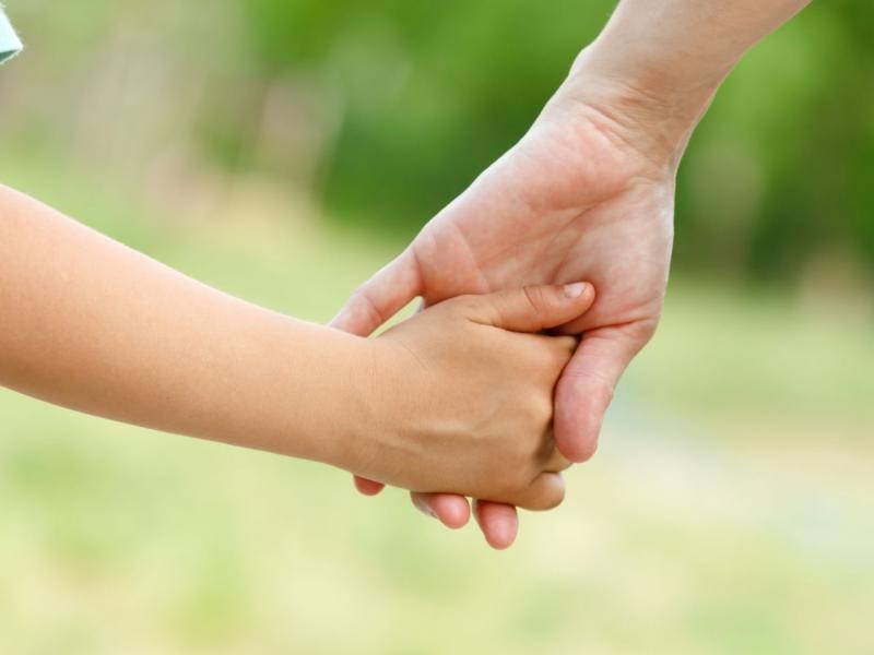 Πάνω από 300 πράξεις υιοθεσίας το 2024