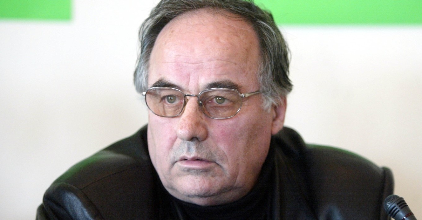 Πέθανε ο σκηνοθέτης Βαγγέλης Σερντάρης