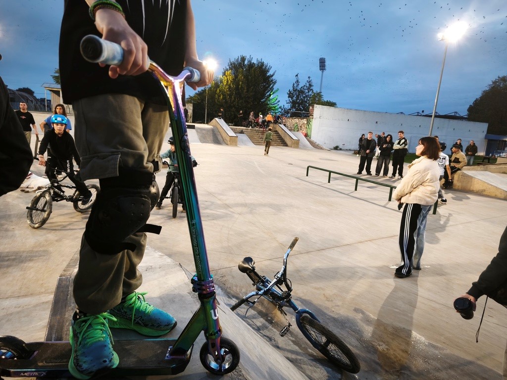 Παραδόθηκε στους νέους το νέο Skate Park