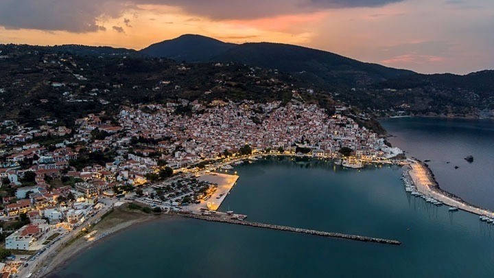 Νησί με "κινηματογραφική γοητεία" η Σκόπελος