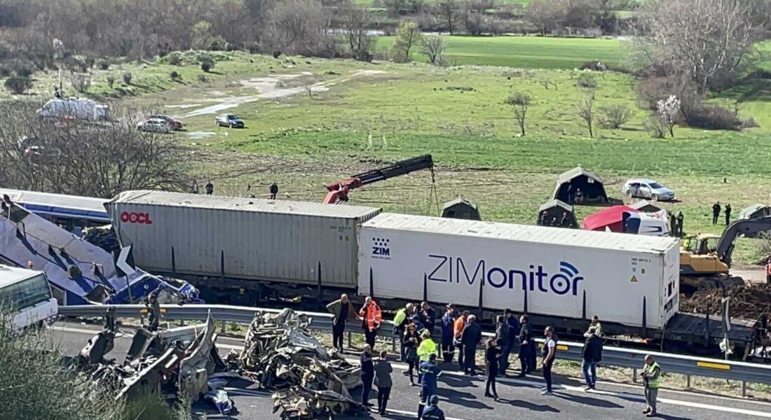 Τέμπη: Εισαγγελική παραγγελία για άμεσο ορισμό εκταφών