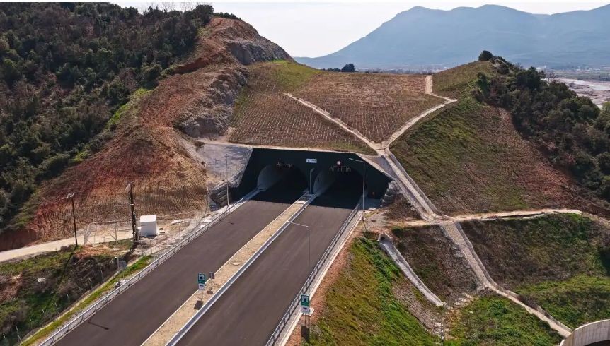 Μόνο η διαγράμμιση έμεινε στο τμήμα Καλαμπάκα – Οξύνεια 