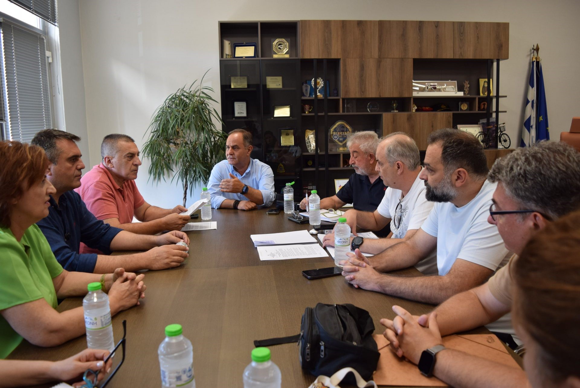 Συνάντηση Κουρέτα - Τσιάκου για έργα της Καρδίτσας 