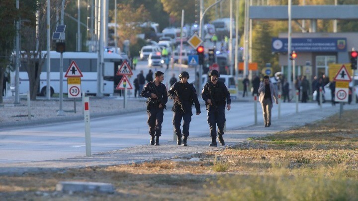 Τέσσερις νεκροί από την "τρομοκρατική" επίθεση 