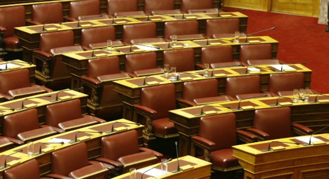 Άρση της βουλευτικής τους ασυλίας ζητούν Σκρέκας, Τσιάρας