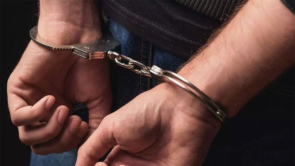 Χειροπέδες σε «μαϊμού» υπάλληλο του ΔΕΔΔΗΕ 