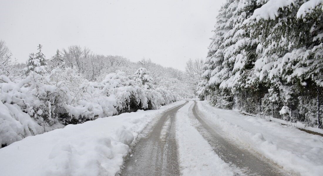 Δύσκολες ώρες στα χιόνια για 6 εκδρομείς
