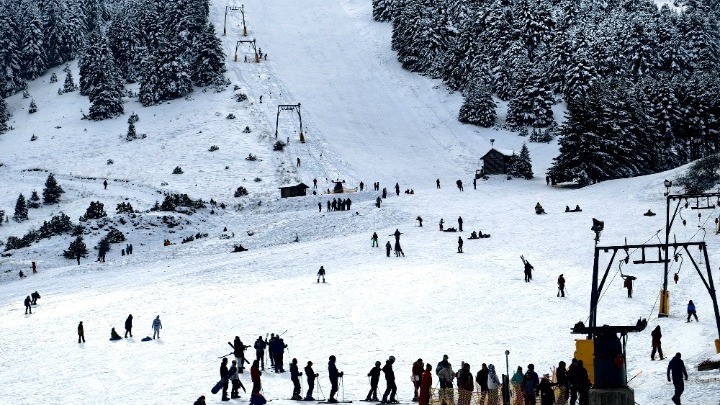 Ρεκόρ επισκεπτών στα χιονοδρομικά κέντρα