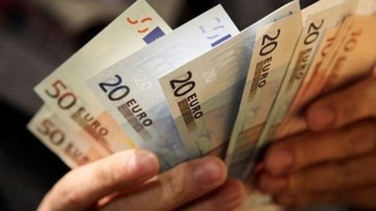 Νέα ρύθμιση 72 δόσεων για οφειλές 