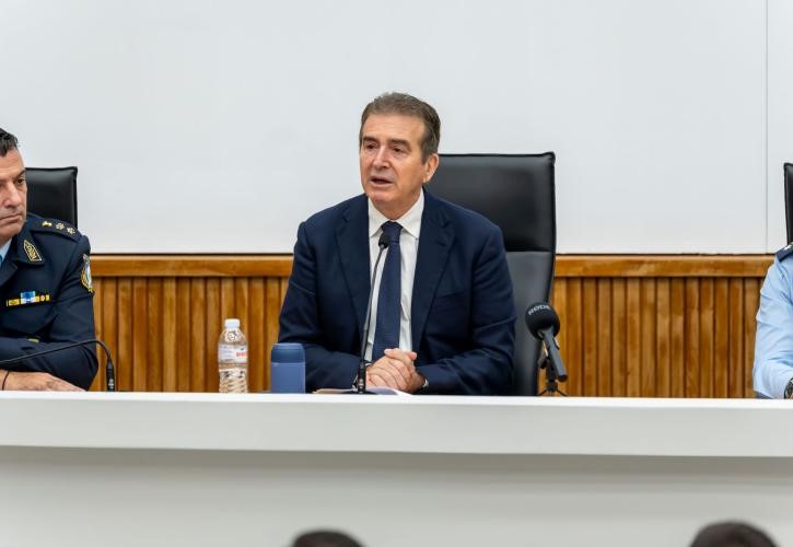 Δρακόντεια μέτρα Χρυσοχοΐδη για την οπλοκατοχή