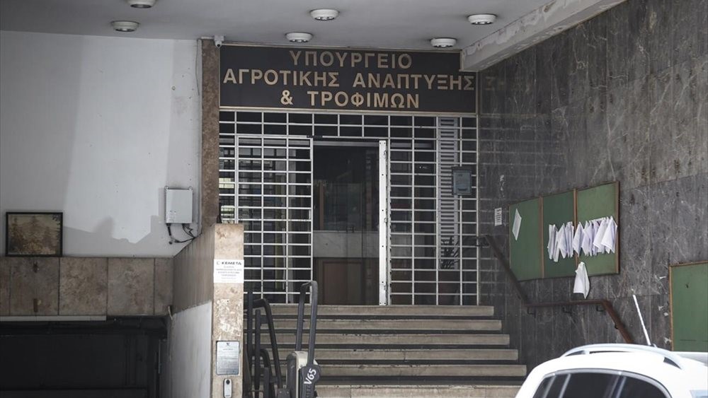 Προβληματισμένοι οι αγρότες της Λάρισας 