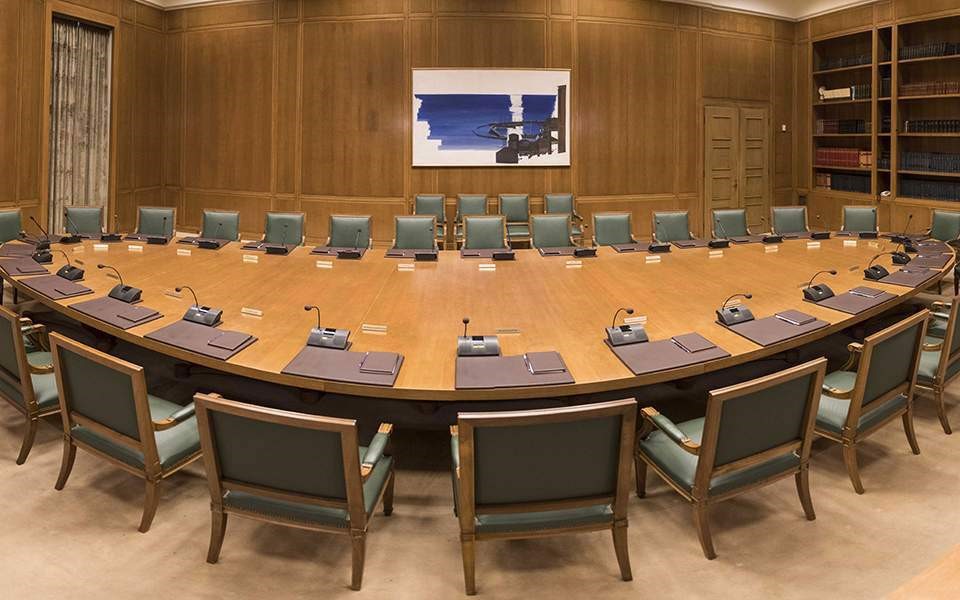 Ανακοινώθηκε ο ανασχηματισμός