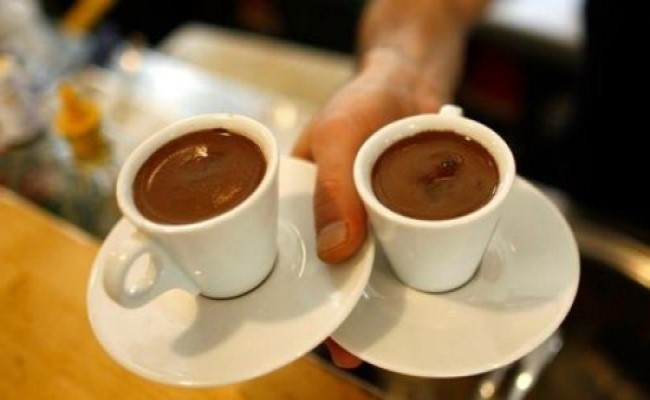 «Πικρός» καφές: Ερχονται αυξήσεις έως 15% στις τιμές