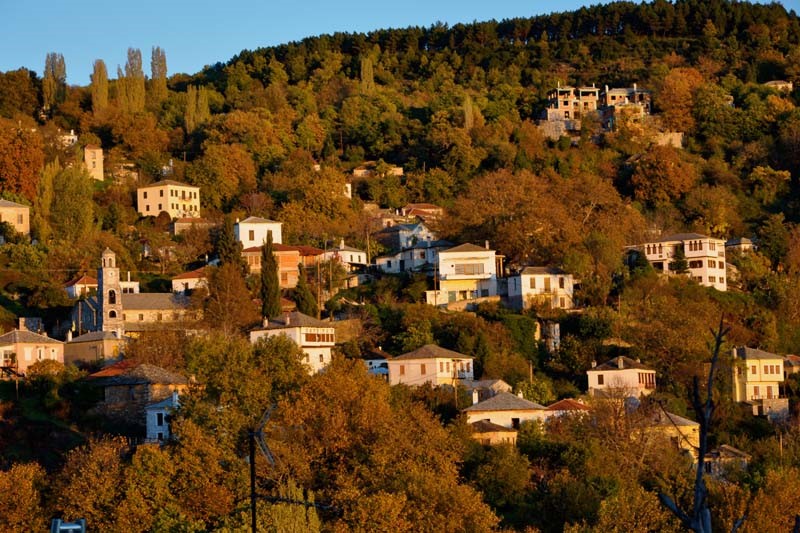 Απόβαση...επισκεπτών το τριήμερο
