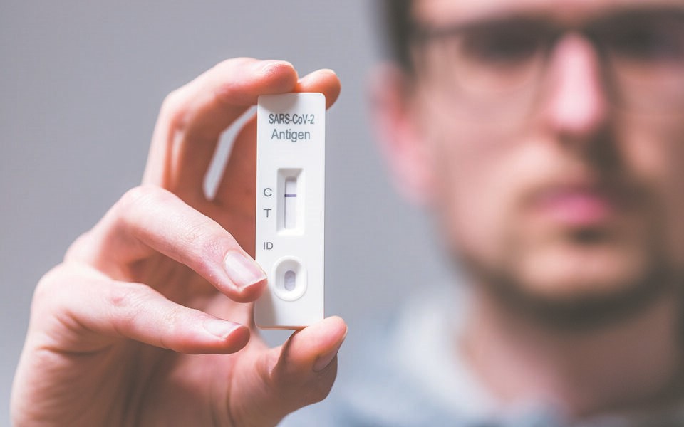 "Θερίζει" η διασπορά εντός της οικογένειας