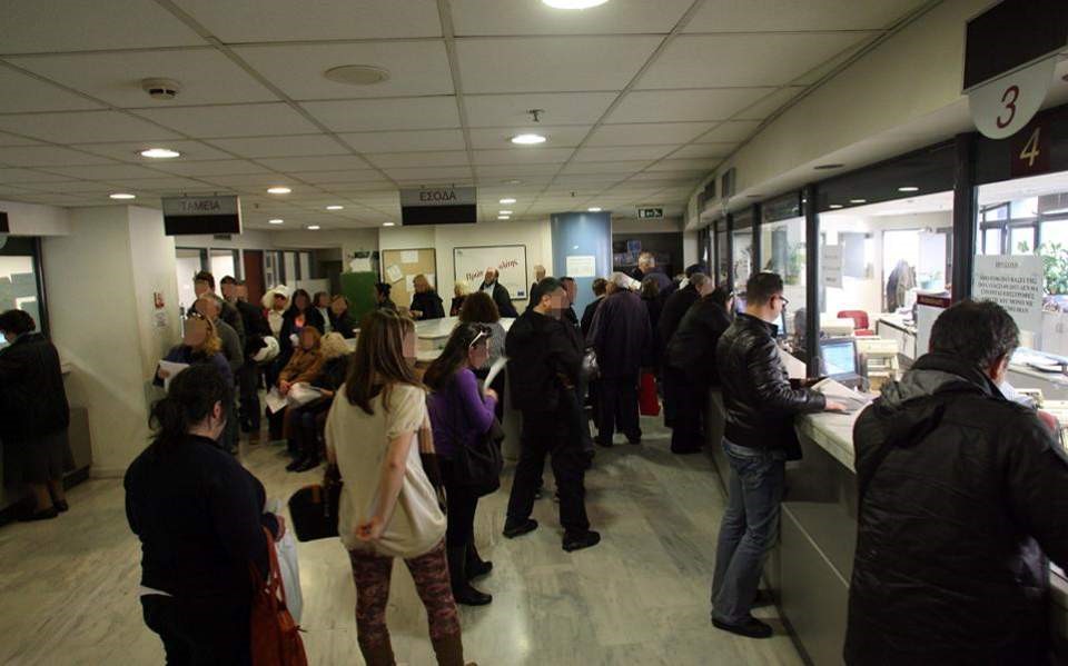 Eπιπλέον εισφορές για 162.000 μπλοκάκια