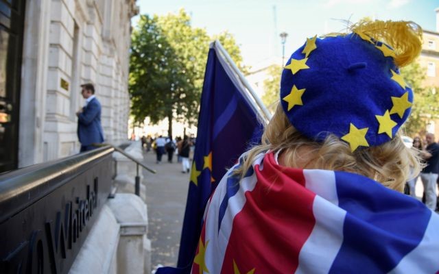 Προετοιμασμένη για ένα «άτακτο» Brexit