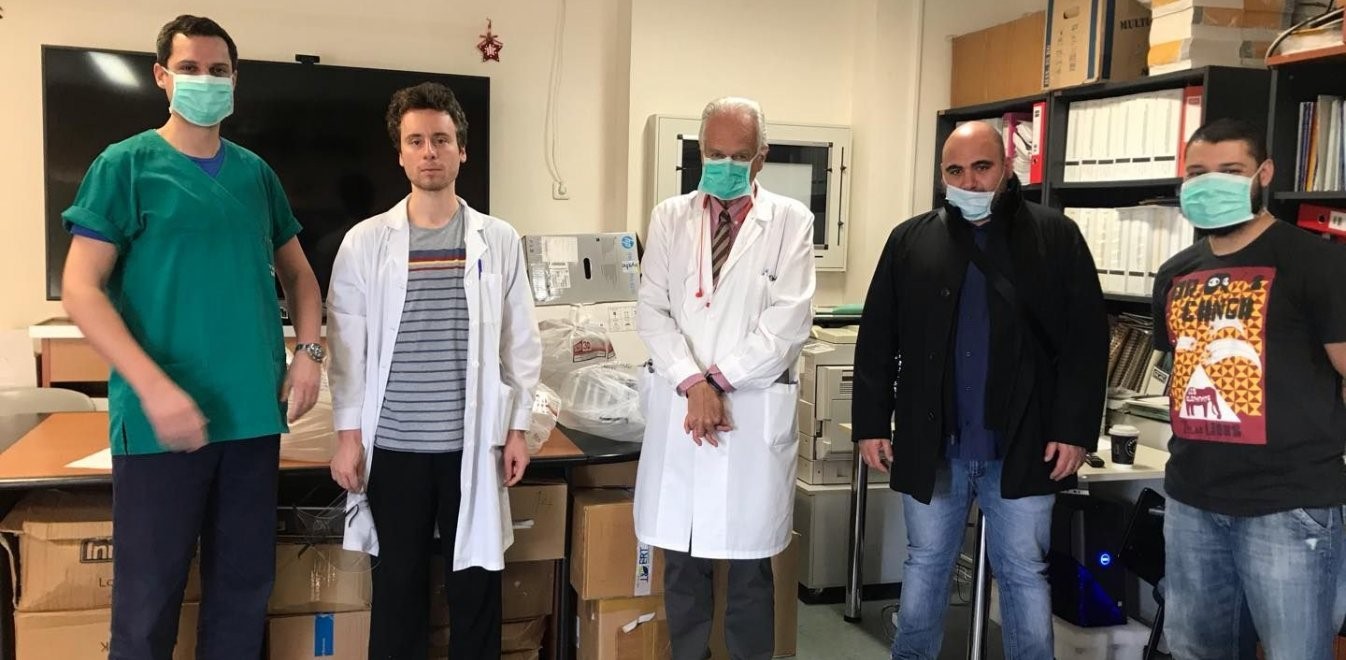 Φτιάχνουν προσωπίδες για τα νοσοκομεία