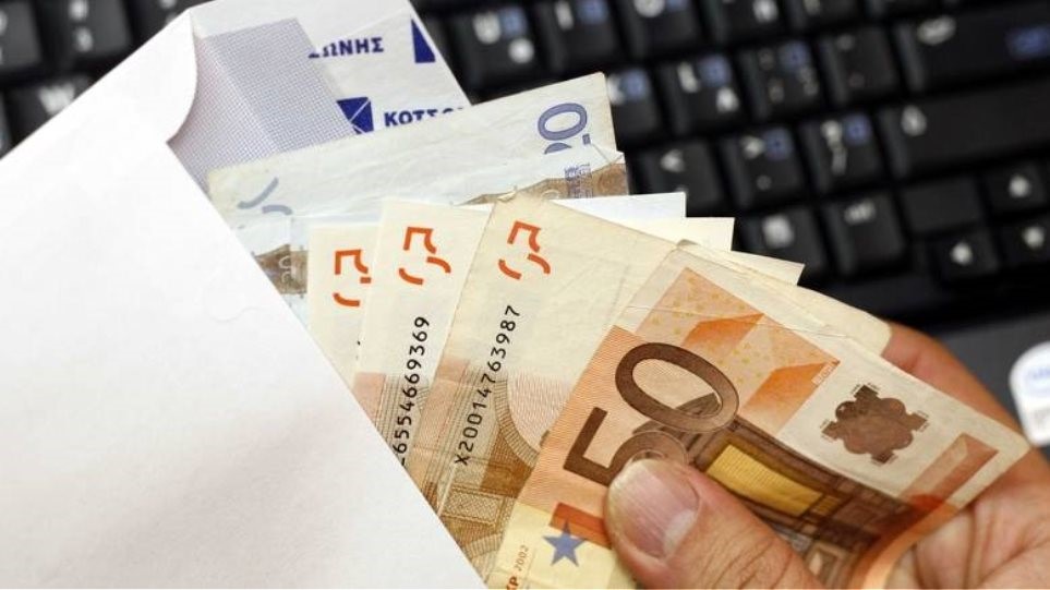 Στα χέρια της ΕΛ.ΑΣ. κύκλωμα εφοριακών