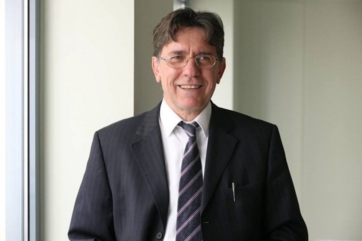 Aνακοίνωσε τους υποψηφίους ο Νίκος Τσιλιμίγκας