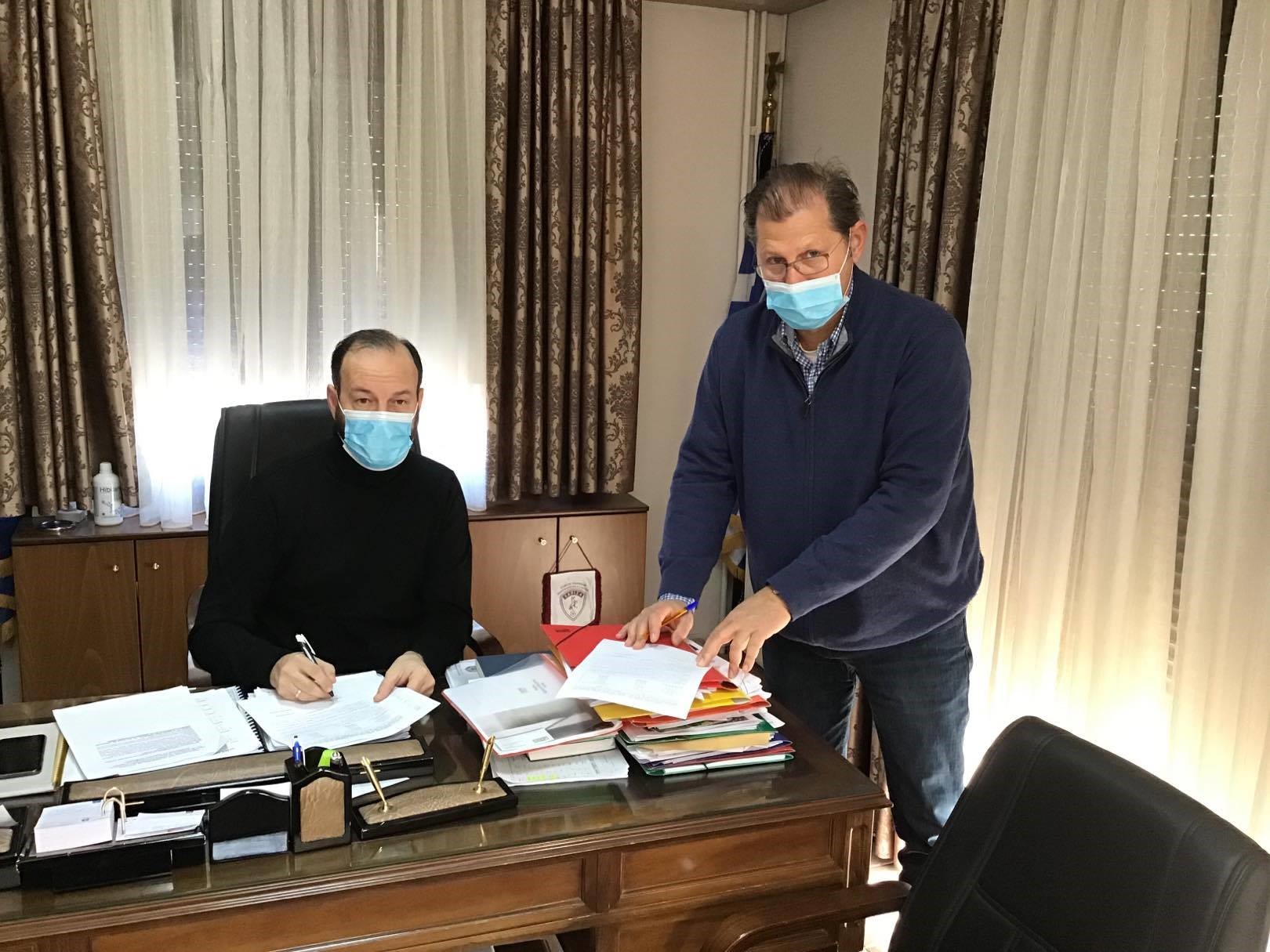 Υπεγράφη η σύμβαση αποκατάστασης ζημιών από τον "Ιανό"