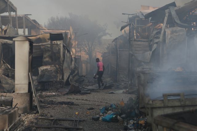 Aγωνία για τη στέγαση 13.000 προσφύγων