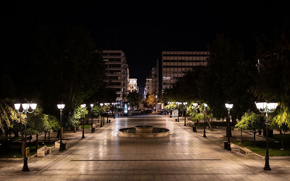 Με μικρά βήματα το άνοιγμα