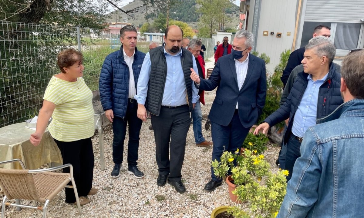 Πρώτες προκαταβολές για τα "κόκκινα" σπίτια