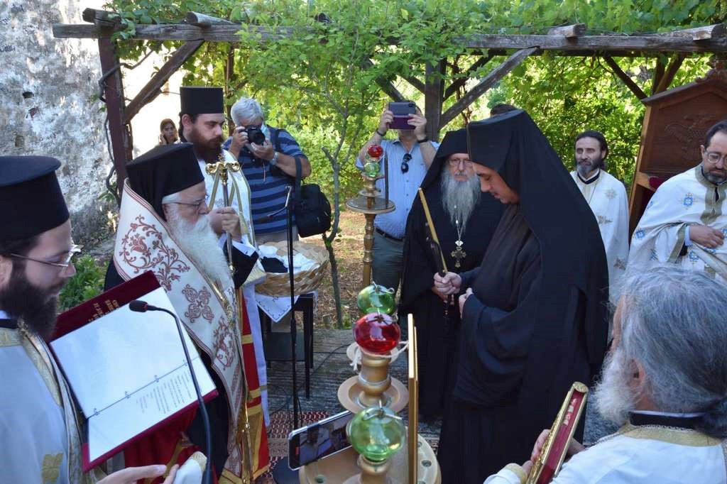 Ρασοφορία νέου Μοναχού στο Προμύρι