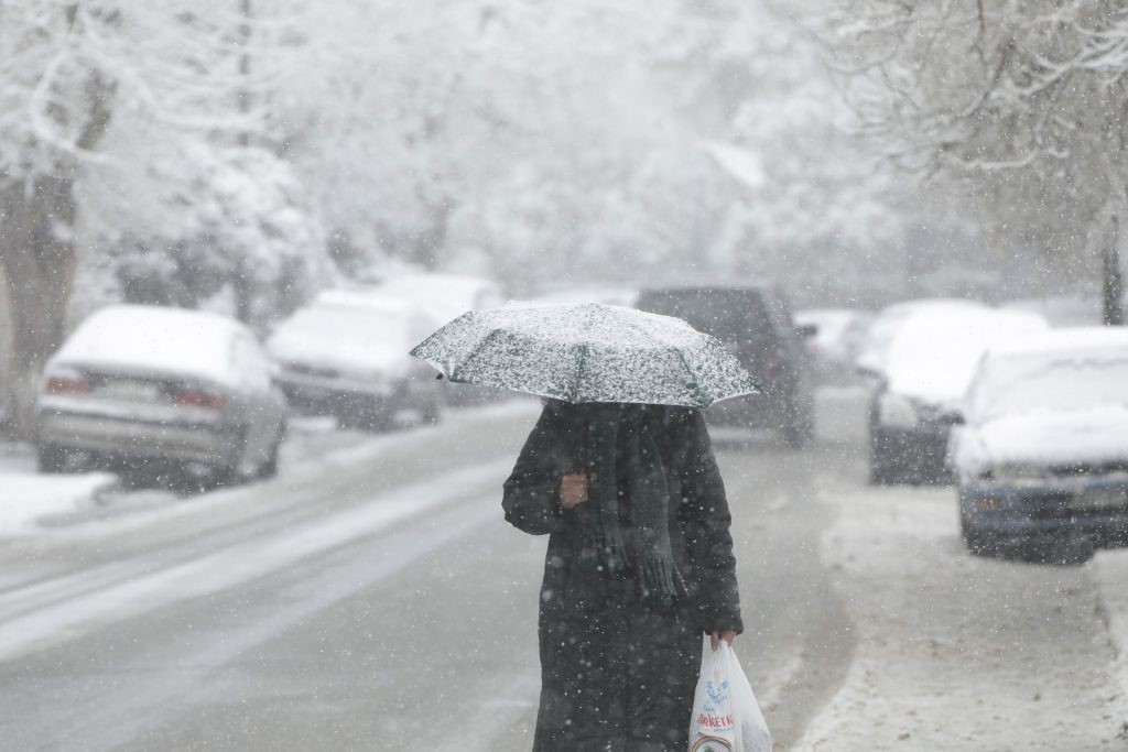 Σαββατοκύριακο με χιόνια και θυελλώδεις ανέμους