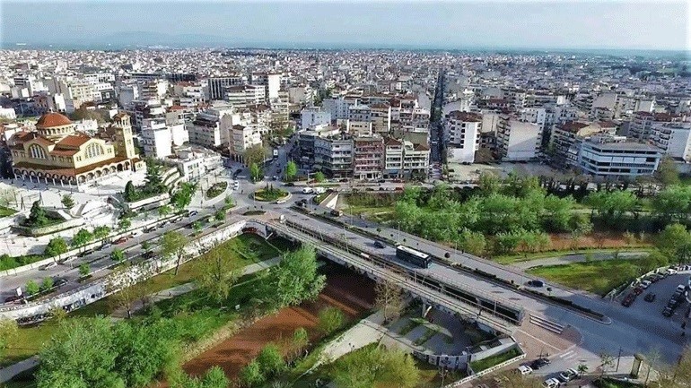 Παραμένει καθαρή η ατμόσφαιρα στη Λάρισα
