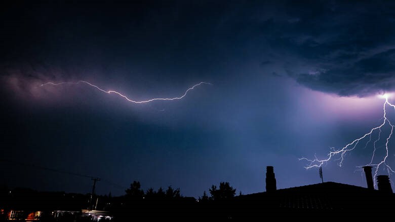 Μεταβολή με βροχές και καταιγίδες