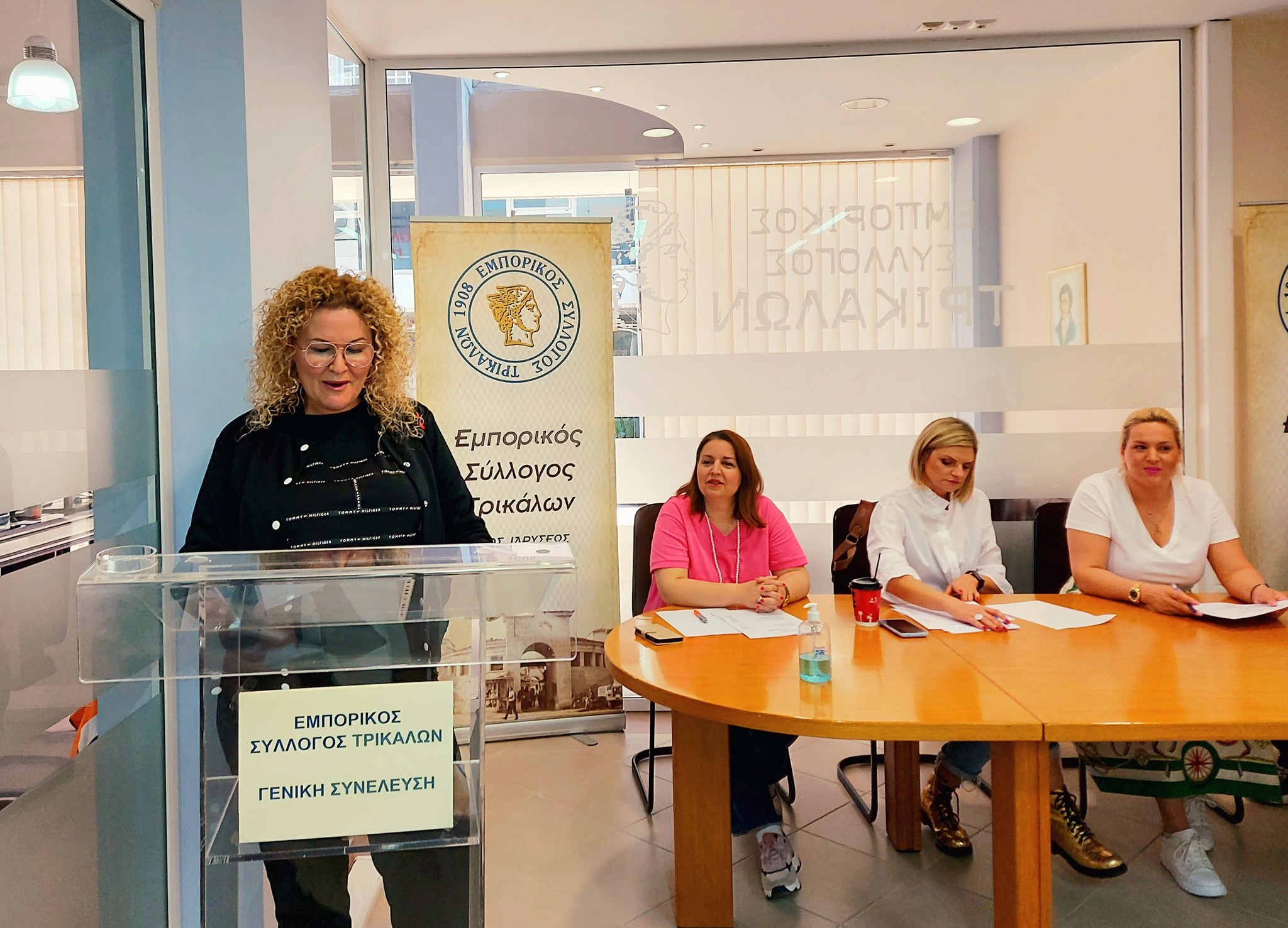 Μέτρα ελάφρυνσης ζητούν οι έμποροι των Τρικάλων