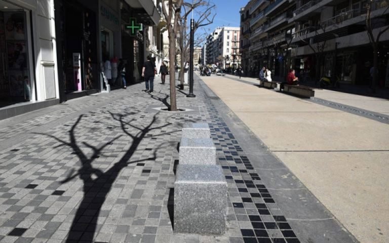 Υψηλό το κόστος του lockdown