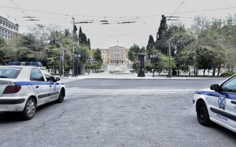 Απαγόρευση συναθροίσεων άνω των 100 ατόμων