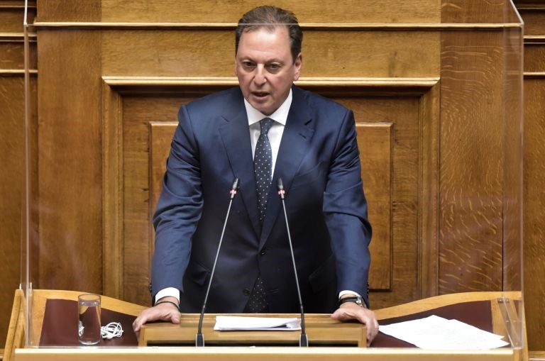 Ο πρωθυπουργός απέπεμψε τον Σπήλιο Λιβανό