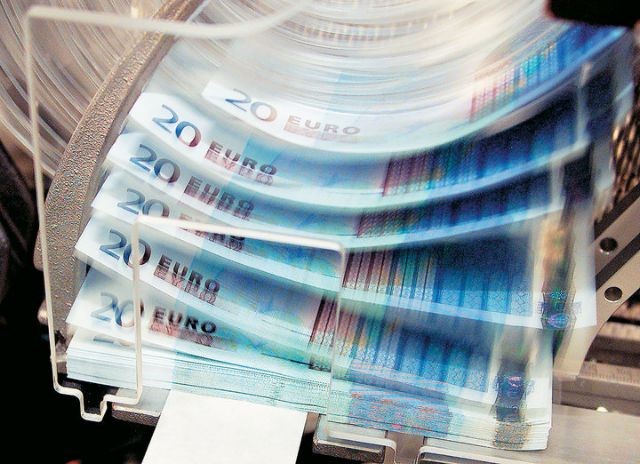 Αυξήθηκαν οι καταθέσεις εν μέσω καραντίνας
