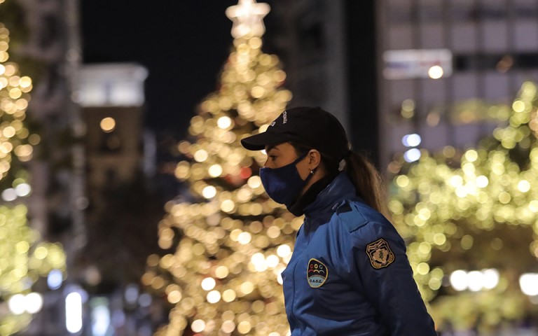 Αυστηρό lockdown μιας εβδομάδας