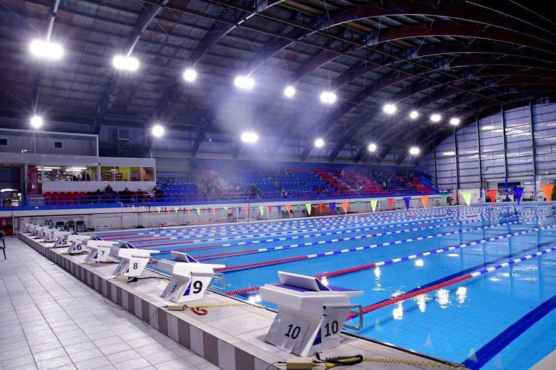 4.218 παιδιά δημοτικών σχολείων σε κολυμβητήρια