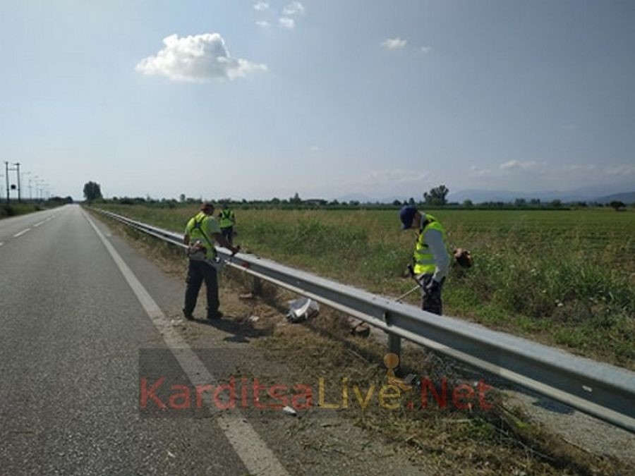 Kαθαρίζεται από χόρτα και κλαδιά το οδικό δίκτυο 