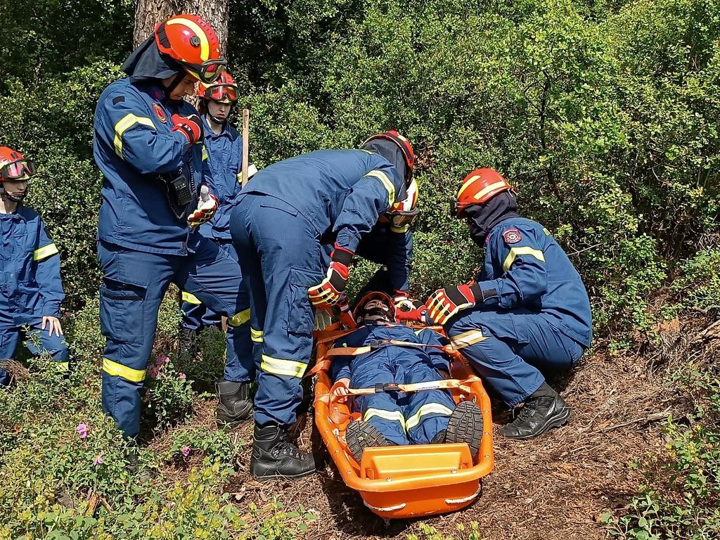 Μεγάλη άσκηση της Πυροσβεστικής στο Μουζάκι (φωτο)