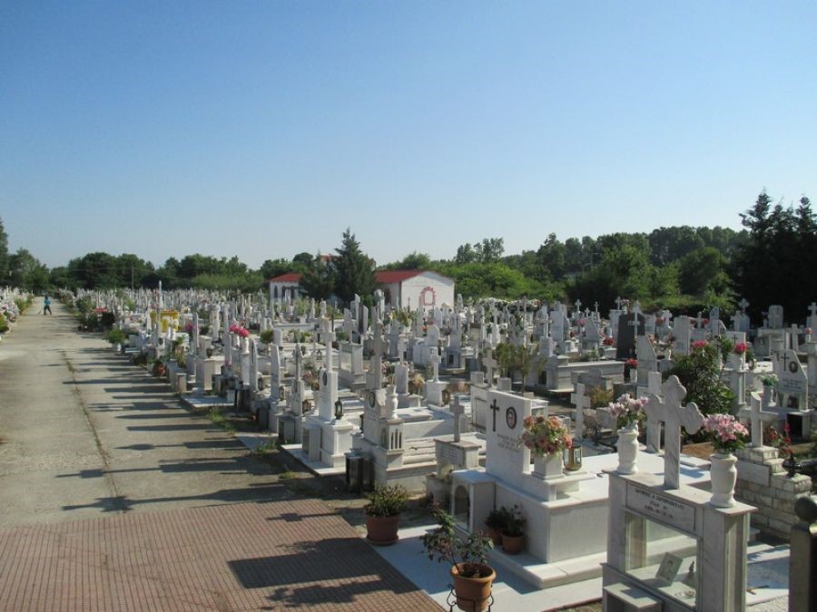 Ανάγκη για άμεσες εκταφές στο Δημοτικό Κοιμητήριο