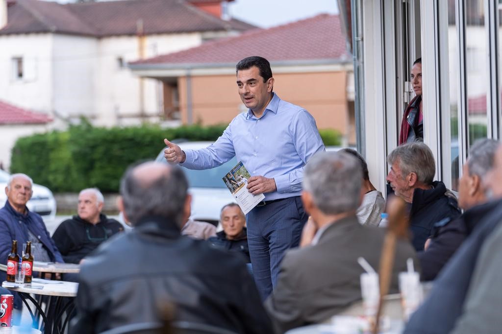 Μια μεγάλη ανθρώπινη αγκαλιά για τον Κώστα Σκρέκα 