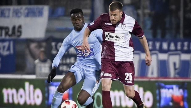 Όρθια στα Γιάννενα με δέκα παίκτες η ΑΕΛ