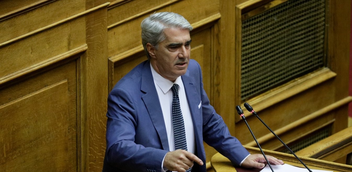 Διέρρηξαν το αυτοκίνητο του Σίμου Κεδίκογλου